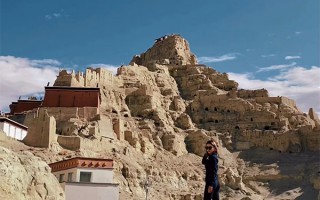 进藏包车费用最新标准是多少？包车去西藏旅游人均需要多少钱？