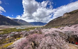 一般在四月份去西藏旅游需要准备什么东西？一般在四月去西藏玩要带哪些东西？