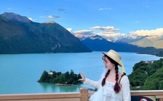 11月两个人去西藏旅游需要多少钱？两人在11月去西藏旅游要带多少钱？