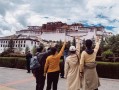 一般去一趟西藏多少钱？去西藏玩一趟费用大概是多少？