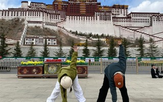 从湖北襄樊出发去西藏玩几天合适？从湖北襄樊到西藏去玩多久合适？