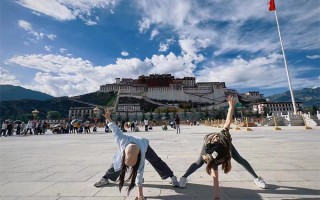 四月份去西藏旅游需要准备什么物品？在4月去西藏必备物品有什么？