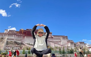 两个人跟团去西藏旅游大概需要多少钱？两人去西藏跟团游玩人均费用多少？