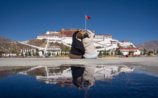 和闺蜜在什么时间去西藏旅游合适？什么时候和闺蜜去西藏旅游合适？