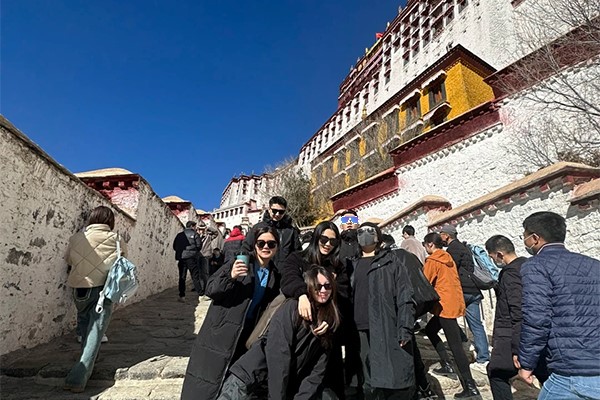 布宫37已发.jpg