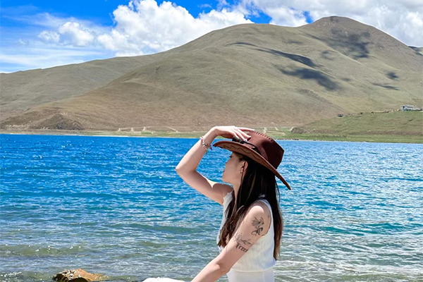 羊湖单女65.jpg
