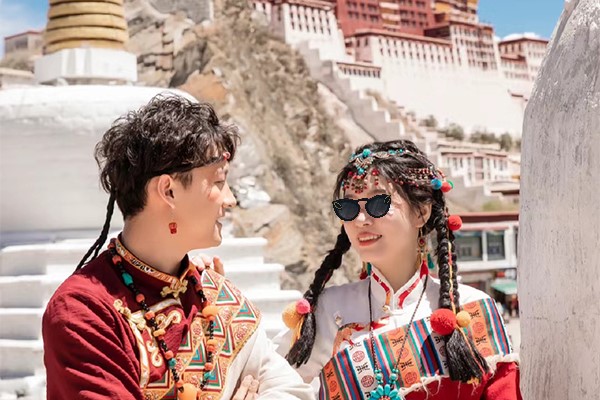 布宫情侣旅拍3 - 副本 已发 攻略.jpg