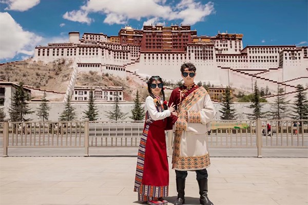 布宫情侣旅拍6 - 副本 已发 攻略2.0.jpg