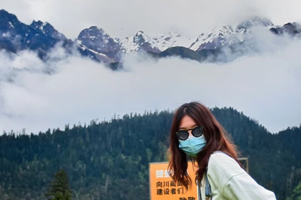 南迦巴瓦峰单女10 - 副本.jpg