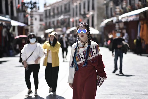 八角街3 单女旅拍 已发3.0 攻略2.0.jpg