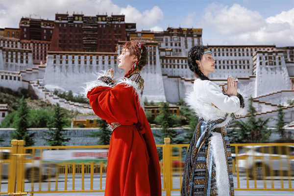 二女布宫旅拍8.jpg